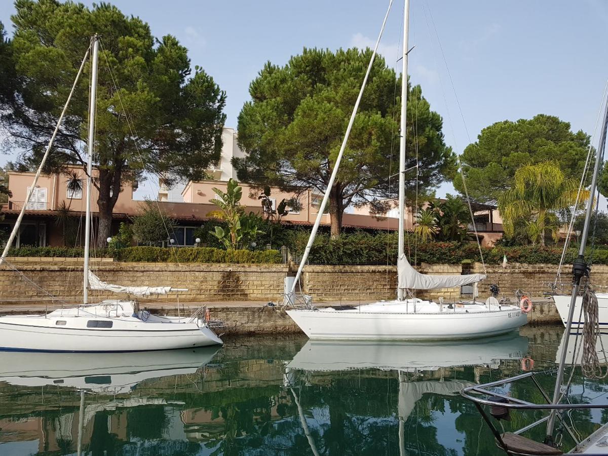 Villetta Nella Baia Furnari Δωμάτιο φωτογραφία